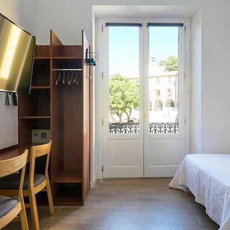 Estudios Ramon Llull Dénia Extérieur photo