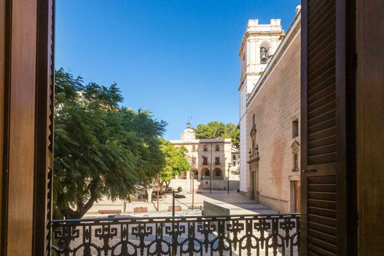 Estudios Ramon Llull Dénia Extérieur photo