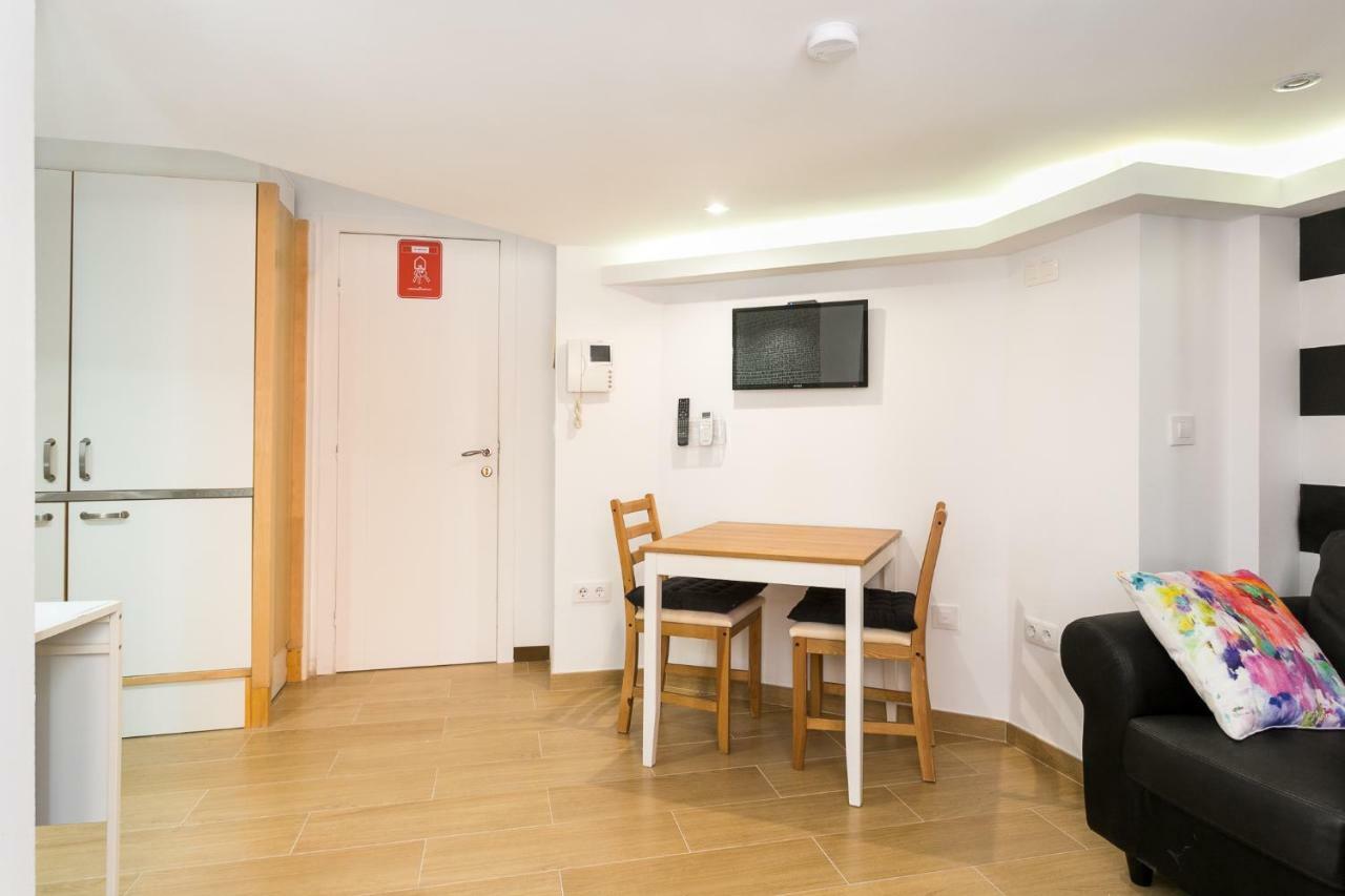 Estudios Ramon Llull Dénia Extérieur photo